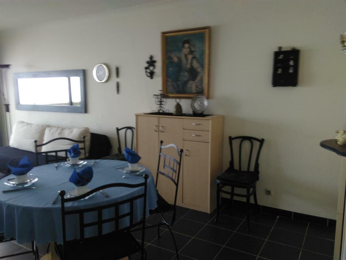 Appartamento Residentie Aldis Met Zeezicht Ostenda Esterno foto